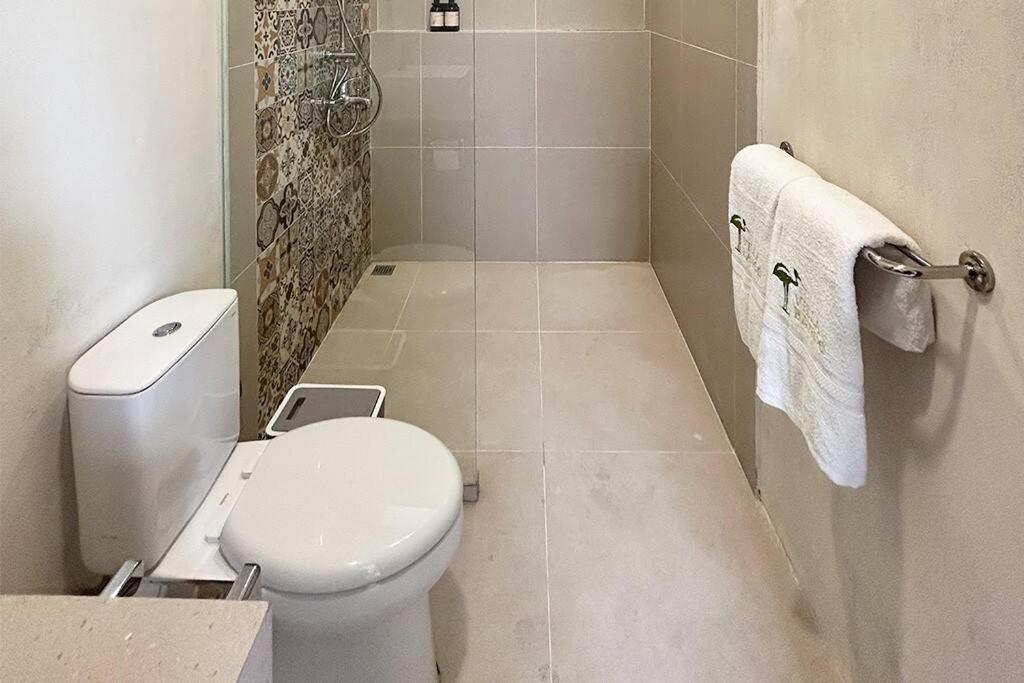 פונקאק Bango Cabins Loft-2 Rooms מראה חיצוני תמונה